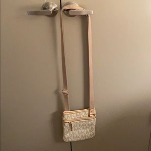 Michael Kors Crossbody Bag